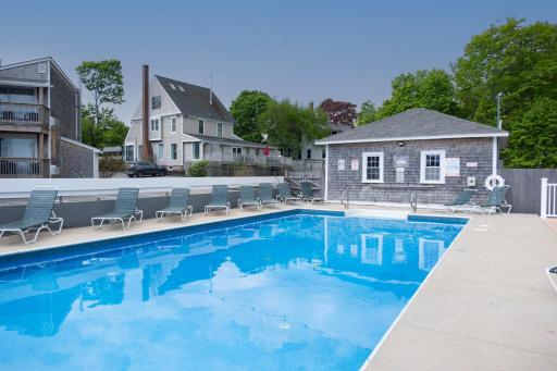 Norseman Resort on the Beach - Housity