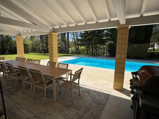 Manoir et Appartements avec piscine au Domaine de Bize Mirepoix - Hizvo