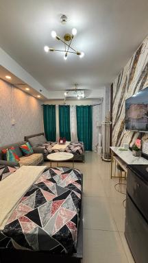Amour Staycation Shell residences - Housity