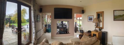 Knockalla luxury property with hot tub suitable for families - Housity