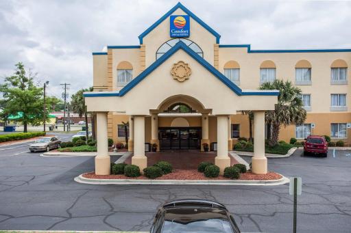 Comfort Inn & Suites FtJackson Maingate - Housity