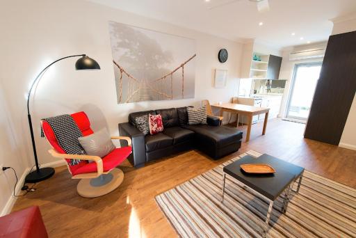 Apartments by Townhouse - Housity