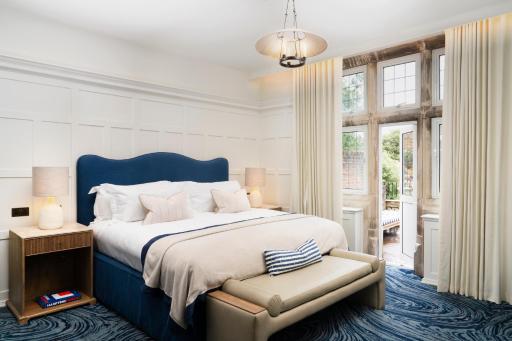 Macdonald Elmers Court Resort - Housity