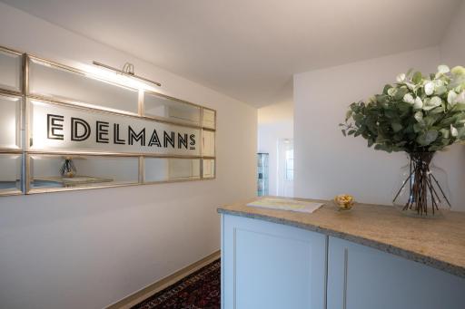 Edelmanns Villa Cara Suites - Housity