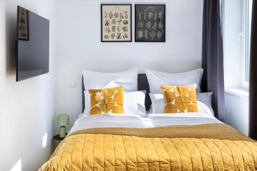 Louis & Louise Apartments & Rooms I Digital Check In - Housity