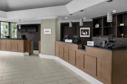 Four Points by Sheraton Orlando International Drive - Housity