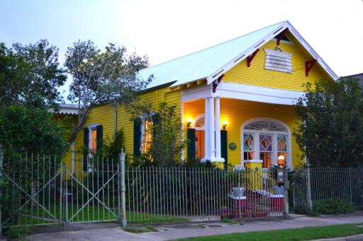 Auld Sweet Olive Bed and Breakfast - Hizvo