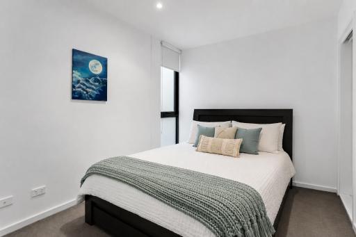Travel Proud Essendon North Sanctuary by Ready Set Stay - Housity