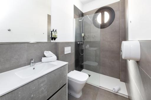 Nest Flats Granada - Housity