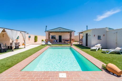 Casa Rural Rafael – Lantejuela - Housity