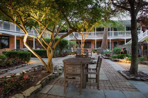 The Bellmoor Inn and Spa - Housity