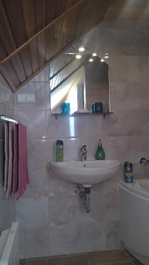 Pongrácz Apartman - Housity