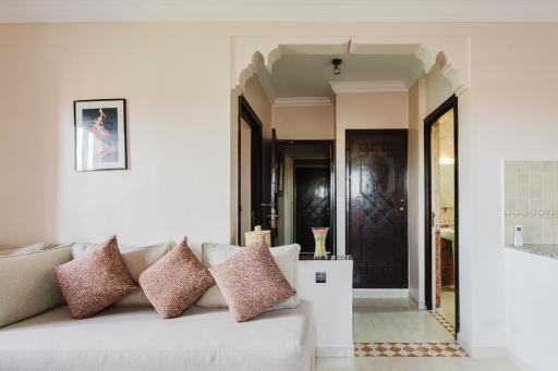 Amani Hotel Suites & Spa - Housity