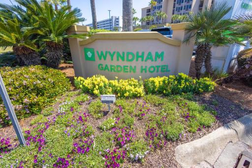 Wyndham Garden Fort Walton Beach Destin - Housity