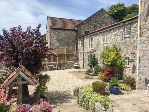 Lake View-Uk34414 - Housity