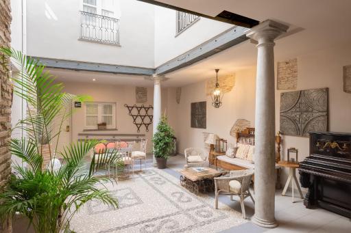 Palacio Almagra - Housity