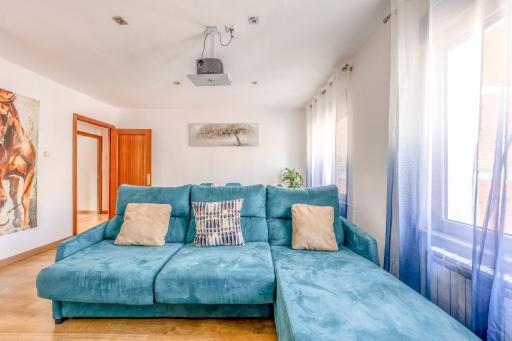 Nuevo Cerca CENTRO , WIFI y Calefacción - Housity