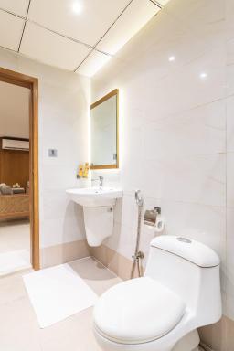 Hotel Excelsior Karachi - Housity