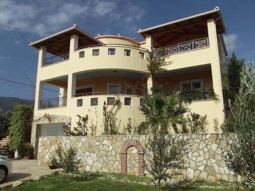 Christina 's House - Housity