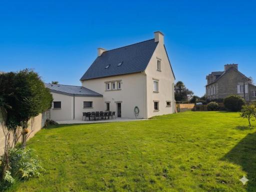 12 pers, grand jardin, plages 6 min, proche St-Malo - Maison Élanore - Housity