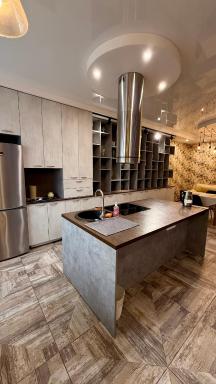 Chayka Home Hotel - Housity