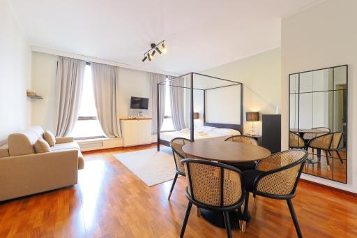 Duomo Luxury Apartment VII - Housity