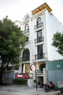 Bin Bin Hotel 1 - Near RMIT University - Housity