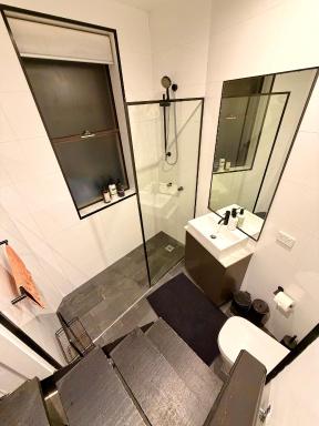 The Italian New Yorker - Housity