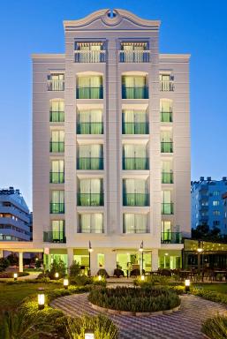 The Room Hotel & Apartments - Housity