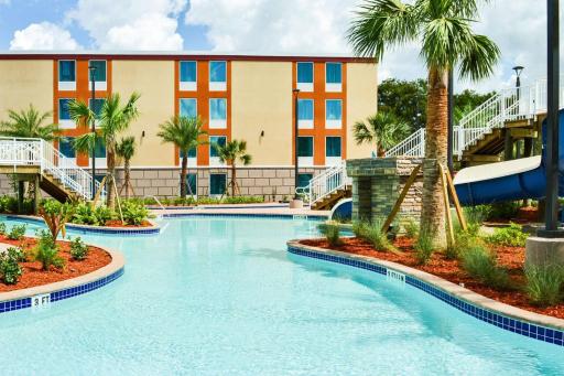 Red Lion Hotel Orlando Lake Buena Vista South- Near Disney - Housity