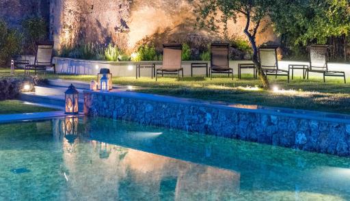 Romantic Hotel & Restaurant Villa Cheta Elite - Housity