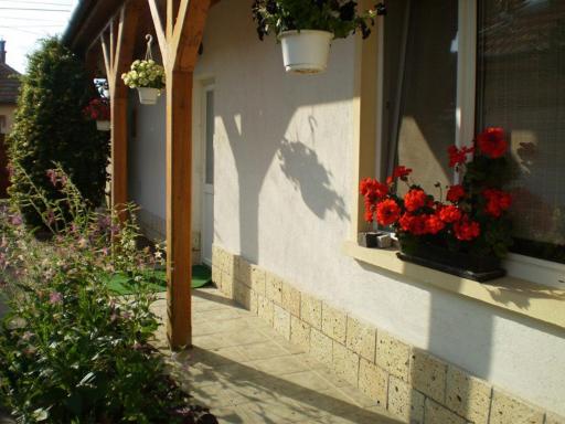 Dóri Szálláshely - Housity