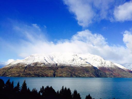 Queenstown Lakeview Holiday Home-5mins to town - Housity