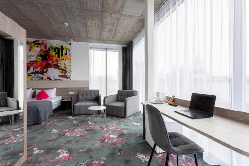 Algiro Hotel - Housity