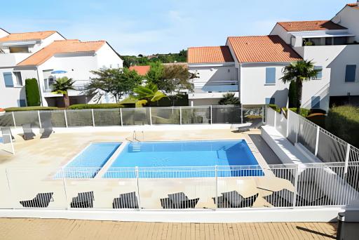 Maison charmante à Vaux-sur-Mer avec piscine partagée - Housity