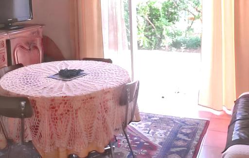 Appartement confortable a Hyeres avec terrasse - Housity