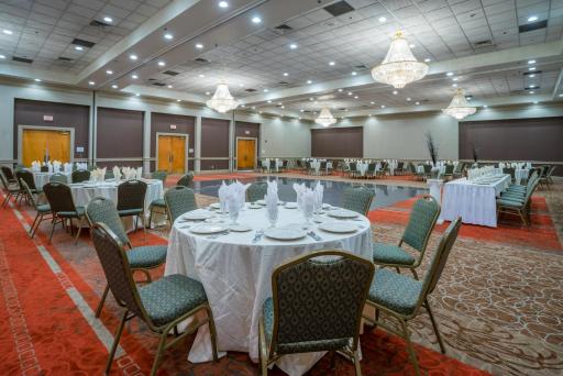Holiday Inn Harrisburg I-81 Hershey Area, an IHG Hotel - Housity