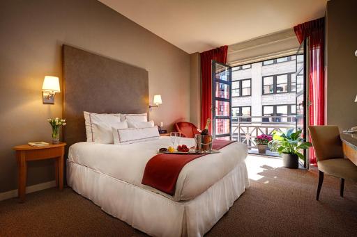 Hotel Giraffe by Library Hotel Collection - Housity