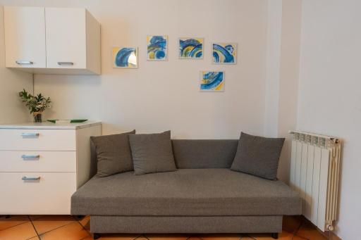 Perfect Guest House - Housity