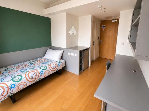 Torquay House (Royal Oak) - Housity
