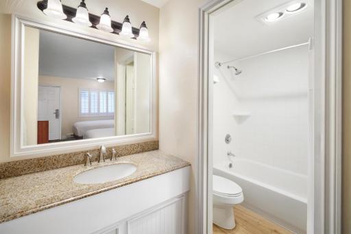 Best Western Country Lane Inn - Housity