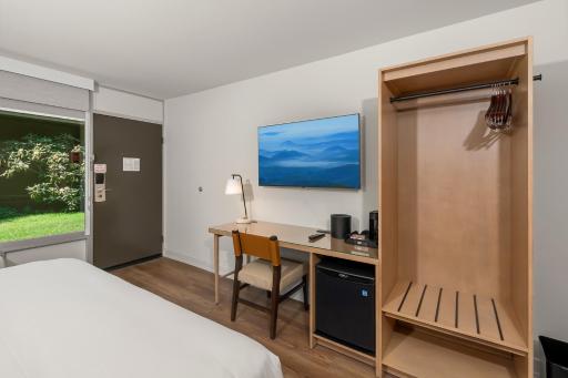Best Western Mountain Lodge At Banner Elk - Housity