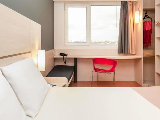 ibis Montevideo Rambla - Housity