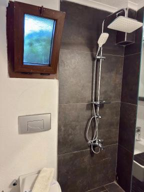 Mitos Apartments - Housity