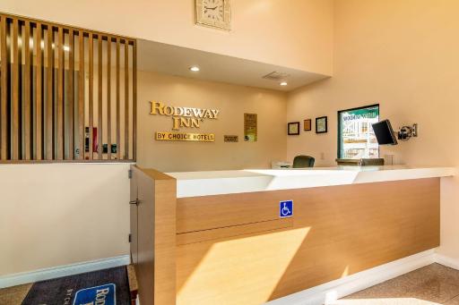 Rodeway Inn Artesia Cerritos - Housity