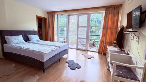 Idila Zvorničkog jezera - Housity