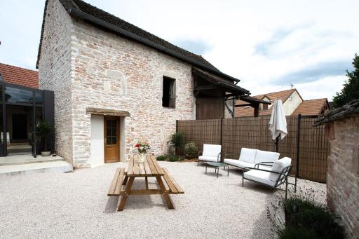 Maison de vacances avec cave voûtée entre Lyon et Beaune - Housity