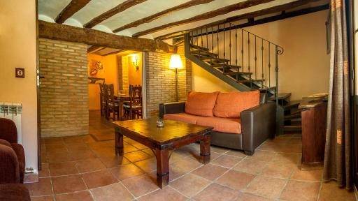Apartamentos los Aljezares - Housity