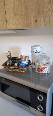 SISTERS GUEST HOUSE - Housity