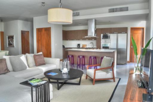 Beachfront · Private Beach Ultravioleta Boutique Residences - Housity